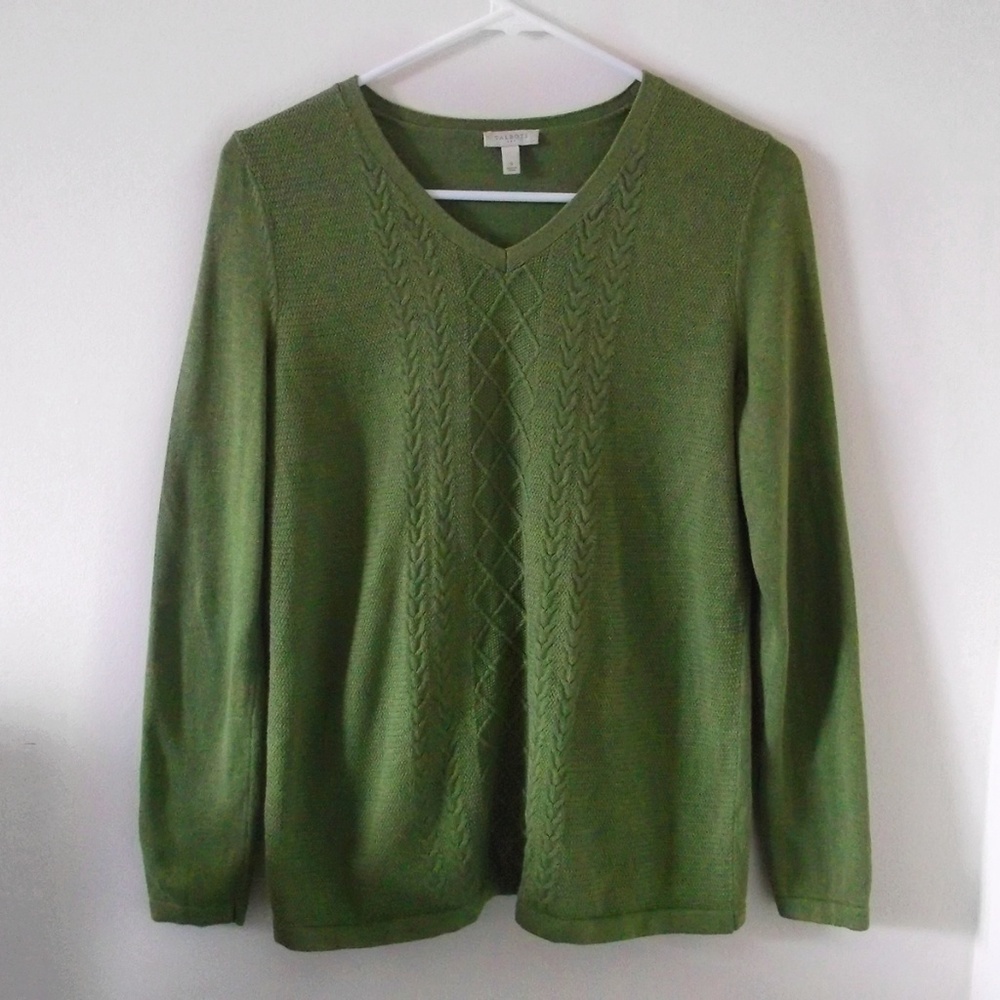 NWOT Talbots embroidered v-neck knit sweater